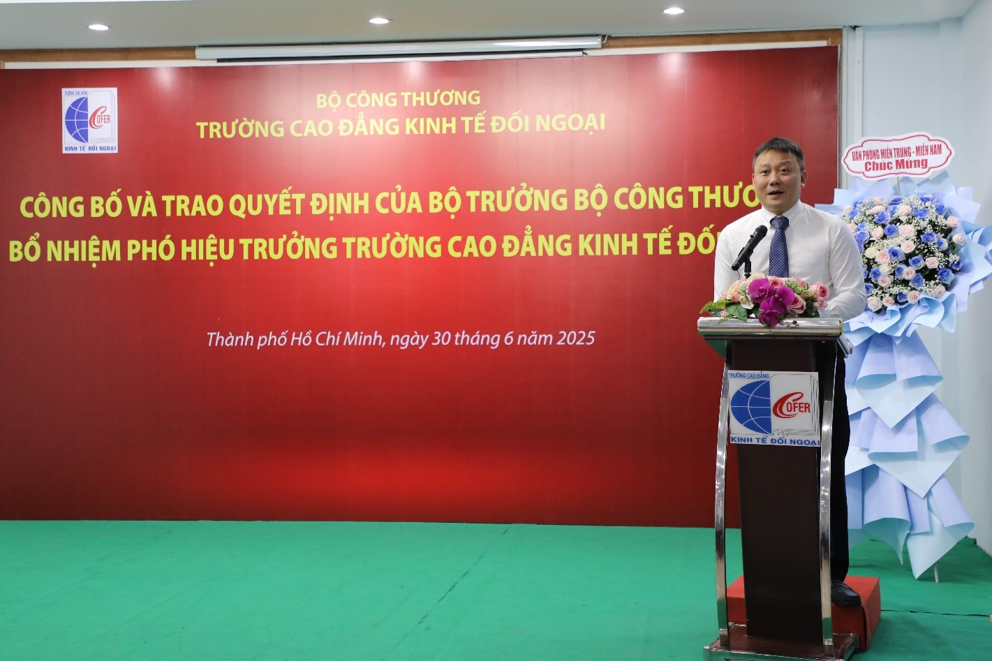 Đồng chí Nguyễn Quang Hồng – Phó Vụ trưởng Vụ Tổ chức cán bộ, Bộ Công Thương đã phát biểu chúc mừng và giao nhiệm vụ