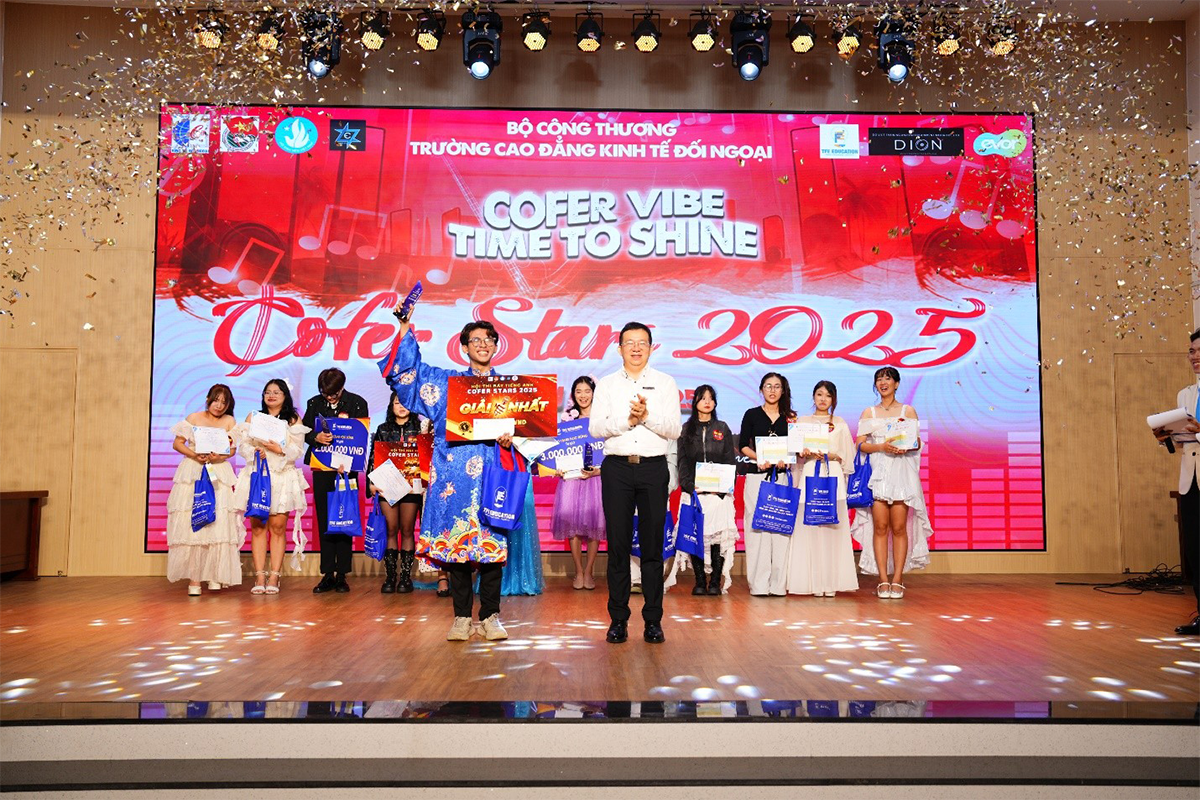 Vòng chung kết Hội thi Hát Tiếng Anh “COFER STARS – COFER VIBE, TIME TO SHINE!”