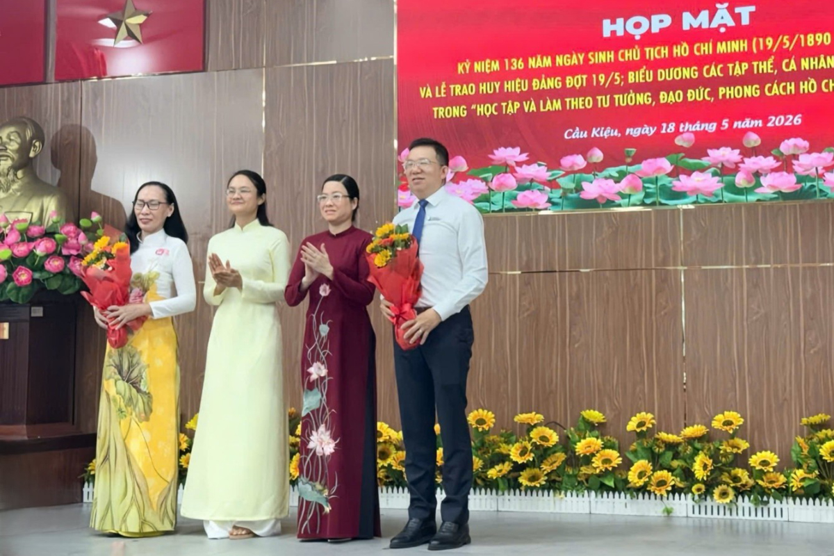 Đảng bộ trường Cao đẳng Kinh tế Đối ngoại và các tập thể, cá nhân tiêu biểu được khen thưởng trong học tập và làm theo tư tưởng, đạo đức, phong cách Hồ Chí Minh năm 2026