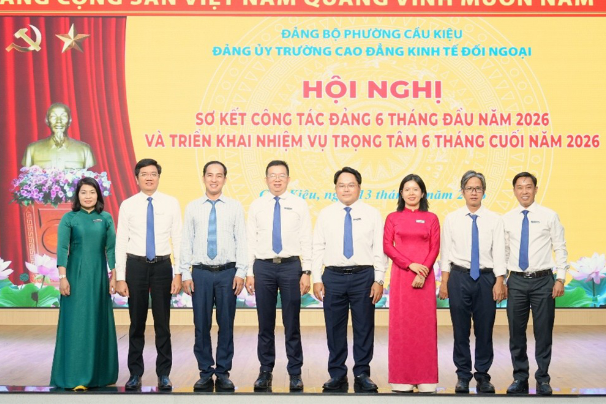 Hội nghị sơ kết công tác Đảng 06 tháng đầu năm  và triển khai nhiệm vụ 06 tháng cuối năm 2026