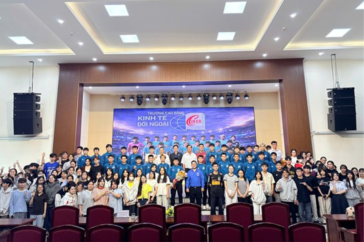 Từ trọng tài đến huấn luyện viên: Hành trình mới và hy vọng thăng hoa cùng đội bóng mới