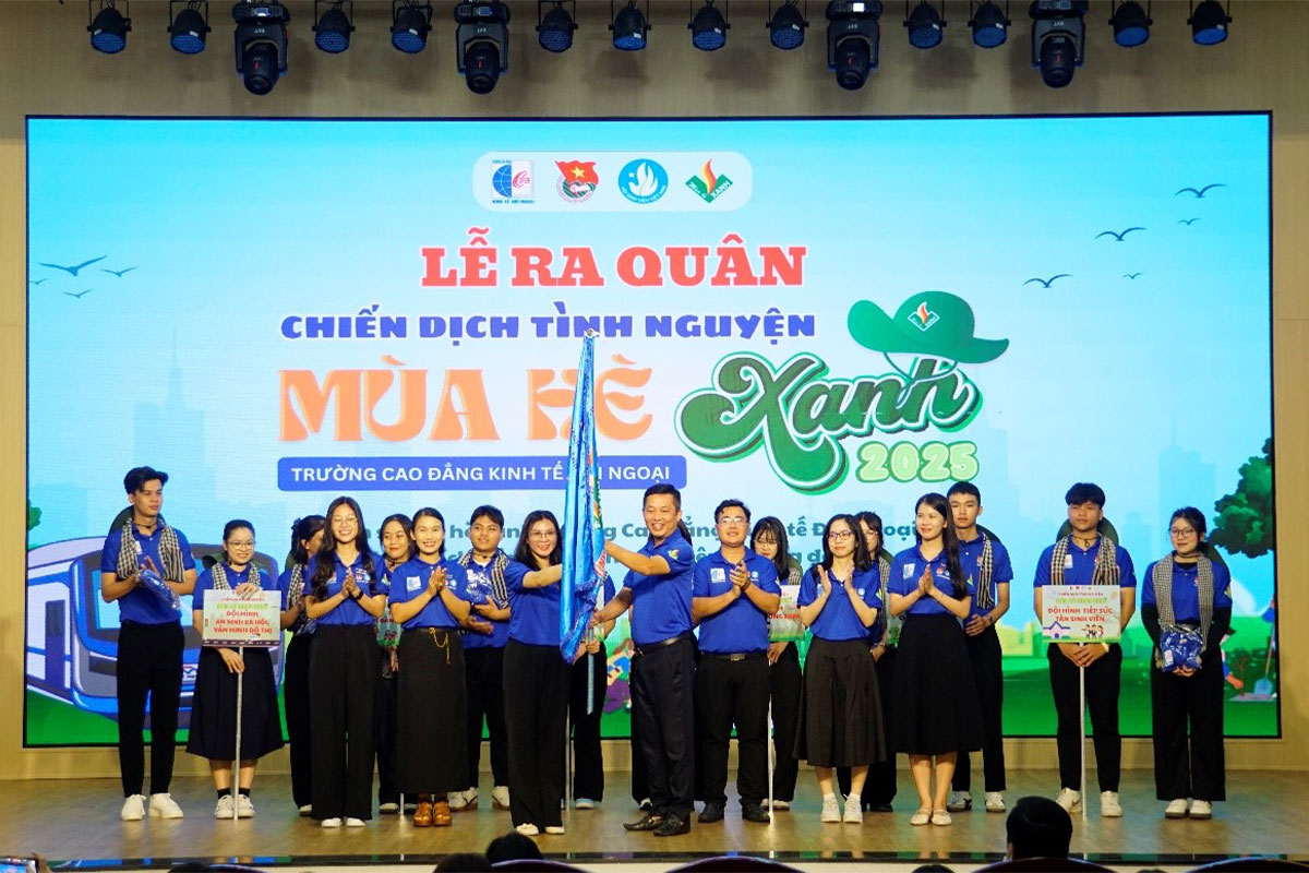 Lễ ra quân chiến dịch Tình Nguyện Mùa Hè Xanh lần thứ 32 – năm 2025 của trường Cao đẳng Kinh tế Đối ngoại